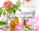 rdeco_breakfast-table