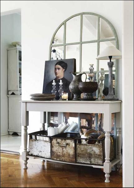 rdeco_hall tablescape thrifted