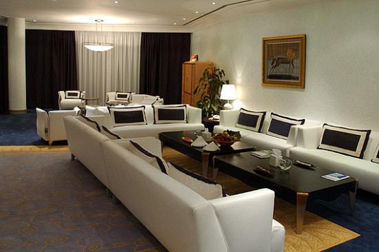 rdeco living room stripes