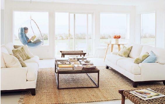 rdeco_white room with bubble chair