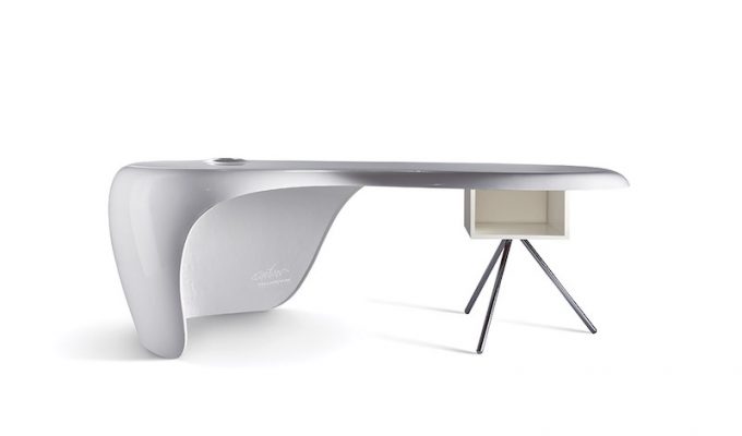 Γραφείο Uno Karim Rashid