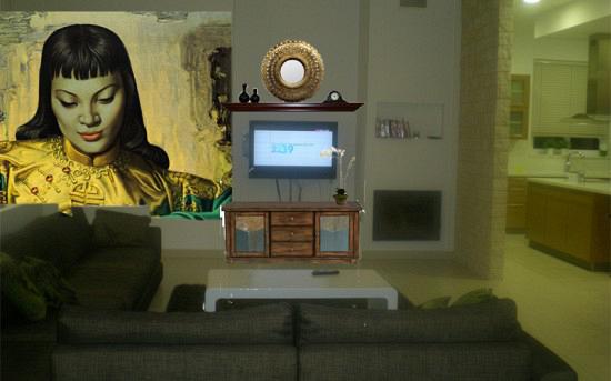 rdeco_fireplace wall with tretchikoff