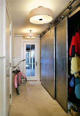 rdeco_industrial closet corridor