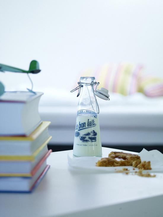 rdeco_ninapetropoulea_milk