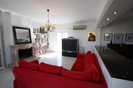 rdeco_marble_black_fireplace