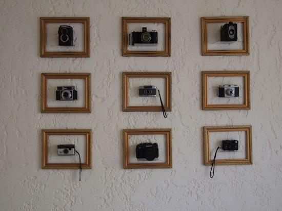 rdeco_photo_camera_on wall