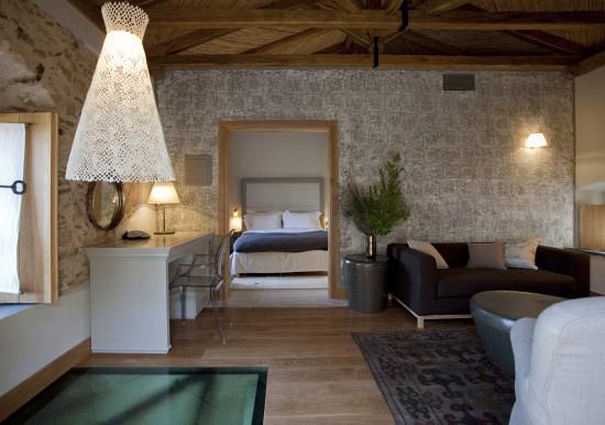 rdeco_Kinsterna_Hotel_Spa_Deluxe_Suite