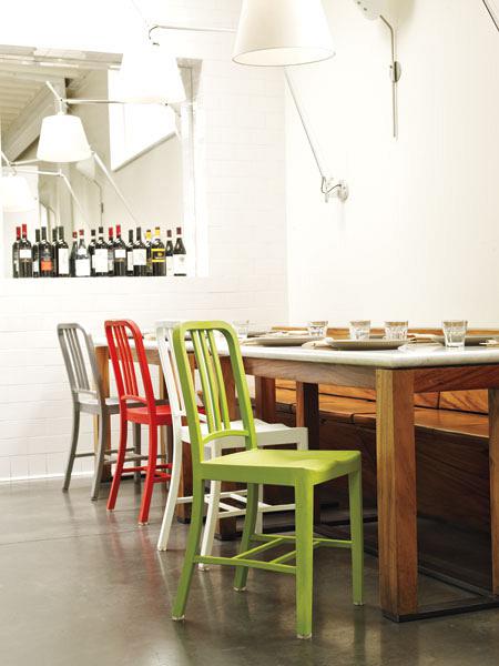 rdeco_navy chair