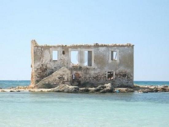 rdeco_katestrameno spiti sti thalassa