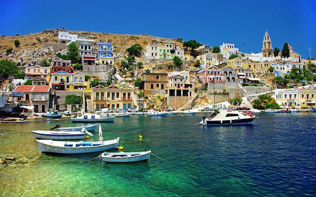 rdeco_The-Boat-And-The-House-Of-The-Greek-Sea-Coast