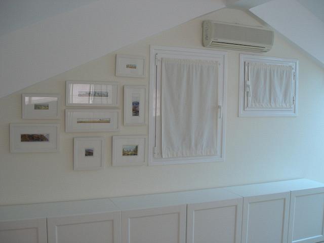 rdeco_parathyra_lefka