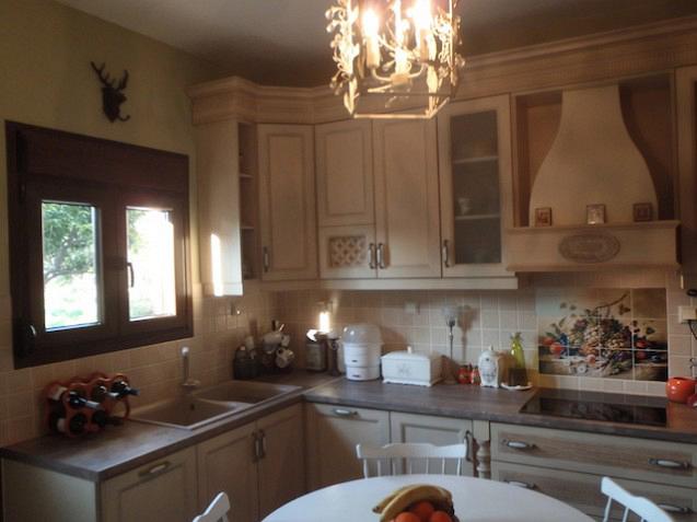 rdeco_kouzina_country