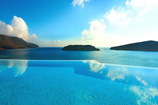 rdeco_blue-palace-luxury-crete