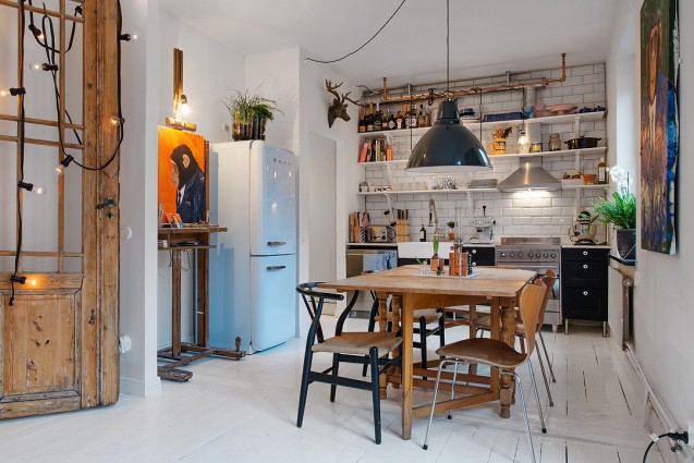 rdeco_An-artist's-kitchen-with-lots-of-colours-170315.XL