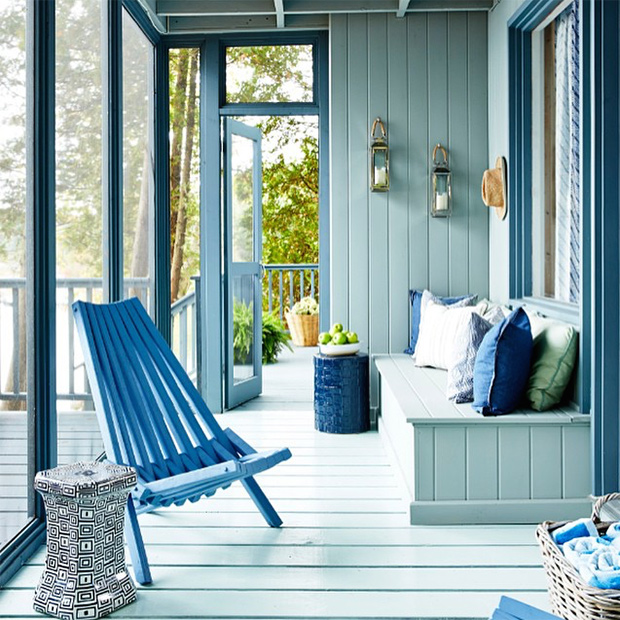 Sarah-Richardson-Rental-Cottage-porch2