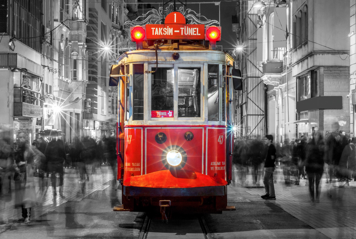 Constantinople tram - Travel with Rdeco