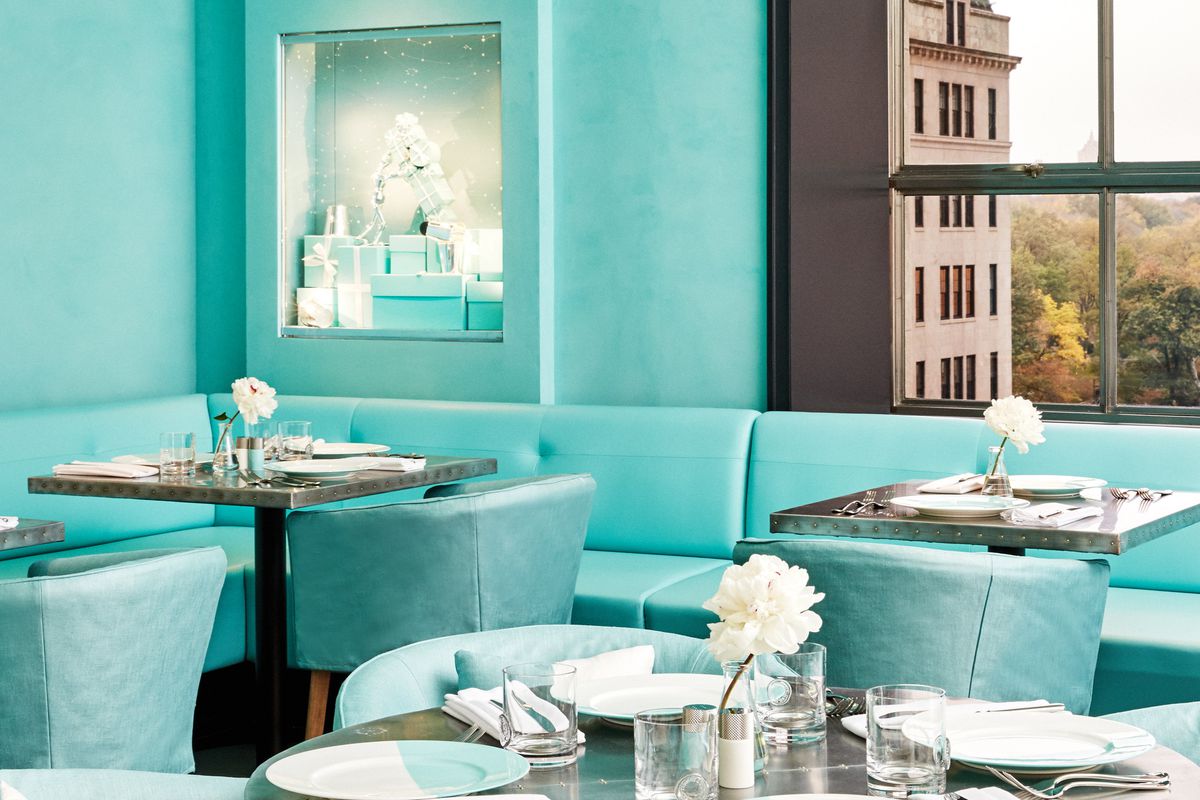 TIFFANY'S-BREAKFAST-RDECO
