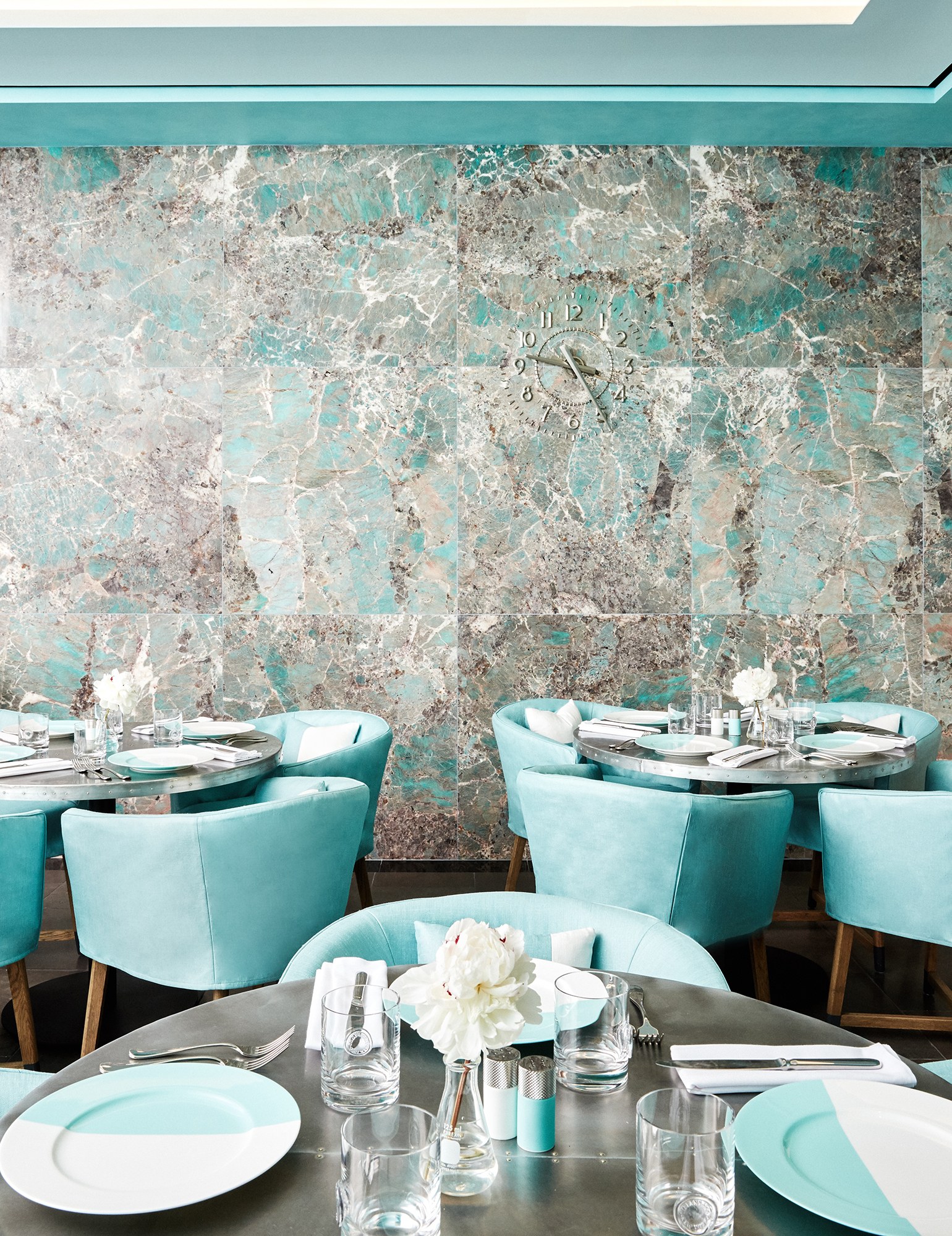 TIFFANY'S-BREAKFAST-RDECO